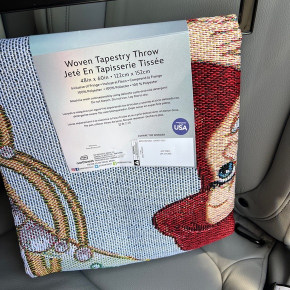 Disney 100 The Little Mermaid Ariel Tapestry Throw Blanket Woven 48x60" Wall Art - Picture 4 of 5